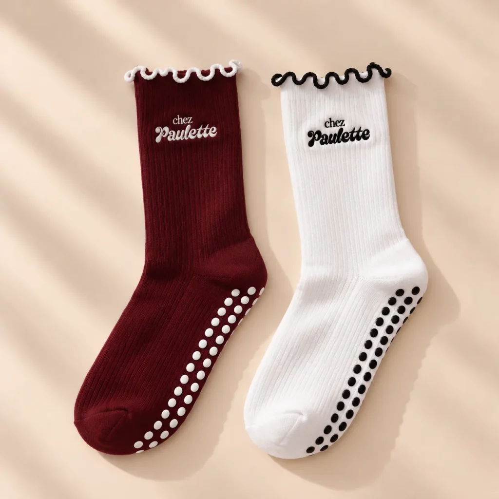 Chaussettes antidérapantes Paulette, les deux paires